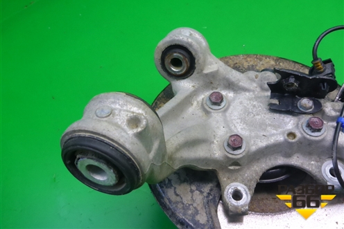 Кулак задний правый (в сборе под ABS) для Honda Civic 4D с 2006-2012г