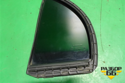 Стекло двери задней правой форточка для Honda Civic 4D с 2006-2012г
