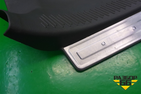 Накладка порога внутренняя заднего правого (8588526010) для Hyundai Santa Fe с 2000-2012г (Classic)