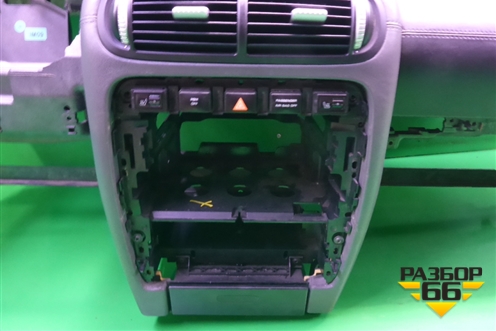 Торпедо с AIR BAG для Porsche Cayenne с 2003-2010г