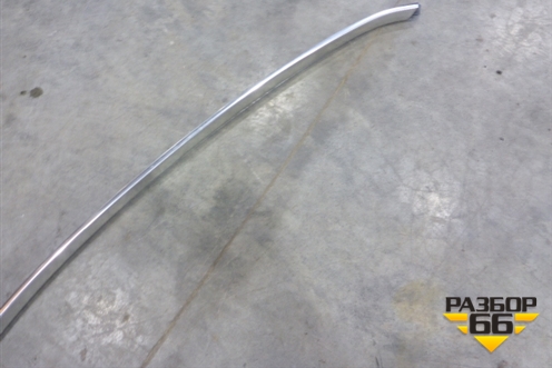 Молдинг крыши правый (над дверями) (7L6853986C) для Volkswagen Touareg c 2002-2010г