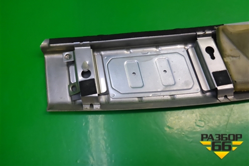 Обшивка багажника на заднюю панель (7L5863459D) для Porsche Cayenne с 2003-2010г