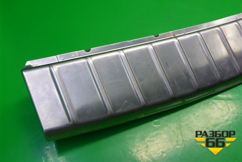 Обшивка багажника на заднюю панель (7L5863459D) для Porsche Cayenne с 2003-2010г
