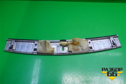 Обшивка багажника на заднюю панель (7L5863459D) для Porsche Cayenne с 2003-2010г