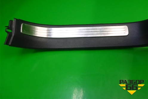 Накладка порога внутренняя левая (7L0853369E) для Porsche Cayenne с 2003-2010г