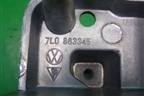 Кронштейн (подлокотника) (7L0863345) для Porsche Cayenne с 2003-2010г