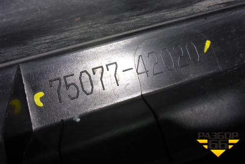 Накладка двери задней правой (после 2015г) (7507742020) для Toyota Rav-4 с 2012-2019г