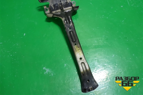 Кронштейн передней панели центральный (7L0805799) для Porsche Cayenne с 2003-2010г