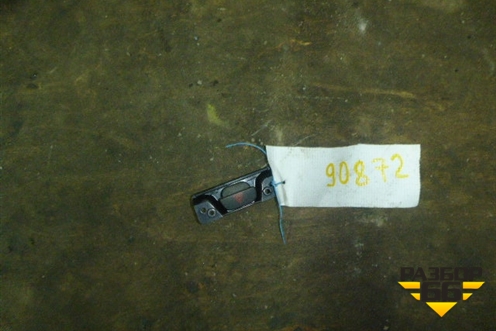 Кнопка аварийной сигнализации для Ford Fiesta с 2001-2008г