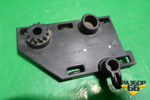 Кронштейн (расширительного бачка) (7L0121093) для Porsche Cayenne с 2003-2010г