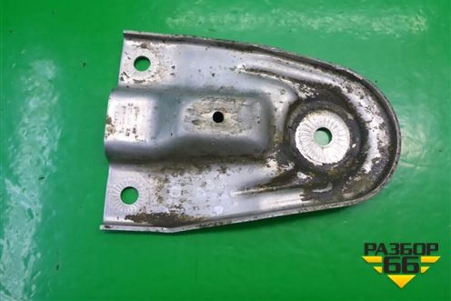 Кронштейн подрамника левый (4F0399541C) для Audi A6 (C6) с 2004-2011г