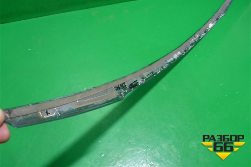 Накладка крышки багажника (хром) (A2057430300) ( A2057430082) для Mercedes Benz C-Klass W205 с 2014г