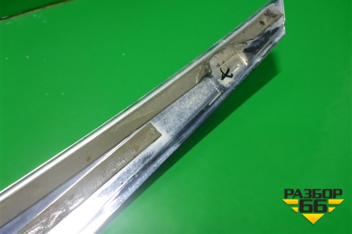 Накладка крышки багажника (хром) (A2057430300) ( A2057430082) для Mercedes Benz C-Klass W205 с 2014г