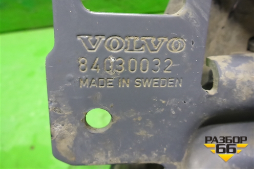 Угол бампера правый (металлический) (84030032) для Volvo  TRUCK FH с 2013-2019г