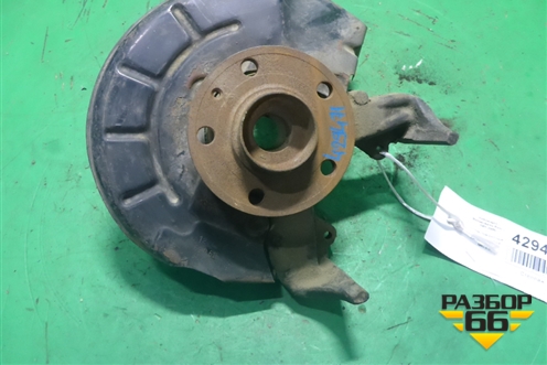 Кулак поворотный передний правый ( 1.4л МКПП) для Volkswagen Polo с 2001-2009г