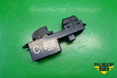 Кнопка стеклоподъёмника (передняя правая) (MR587946) для Mitsubishi Galant (DJ,DM) с 2003-2012г