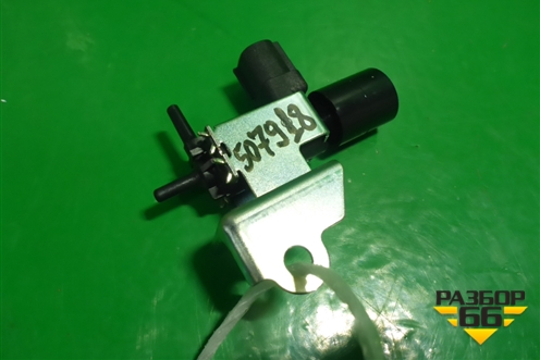 Клапан электромагнитный (новый) (2586038010) для Toyota Land Cruiser (200) с 2008г