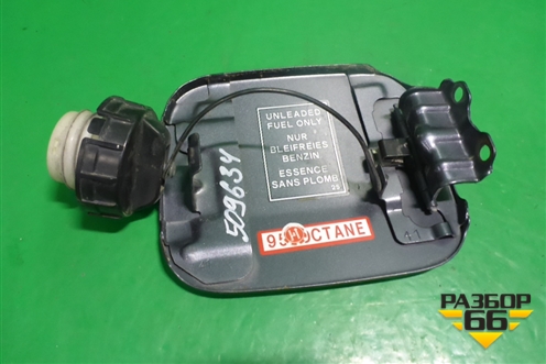 Лючок бензобака (с крышкой) для Mitsubishi Lancer-9  с 2003-2008г