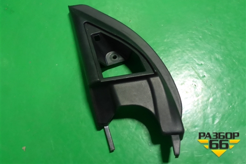 Накладка двери передней левой уголок (MR441631) для Mitsubishi Lancer-9  с 2003-2008г