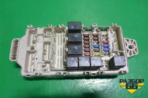 Блок предохранителей салонный (508220303) для Mitsubishi Lancer-9  с 2003-2008г