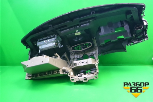 Торпедо с AIR BAG для Renault Clio с 2005-2012г