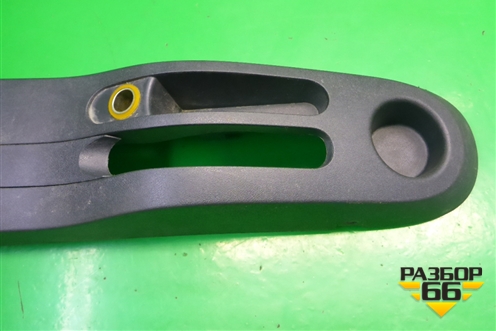 Консоль (8200475735) для Renault Clio с 2005-2012г