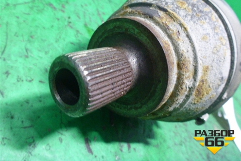 Привод передний левый (2.0л МКПП CBD) (3C0407271S) для Volkswagen Passat (B6) с 2005-2010г