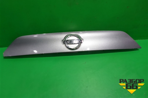 Накладка двери багажника (5481U110) для Nissan Qashqai (J11E) с 2013г