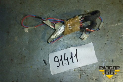 Проводка двери задней левой (8215402211) для Toyota Corolla (E12) с 2001-2007г