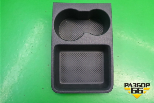 Подстаканник (5JA862531) для Skoda Rapid с 2013г
