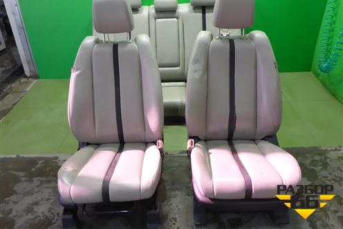 Сиденья комплект (кожа с AIR BAG и подогревом) для Mazda CX 7 с 2006-2012г