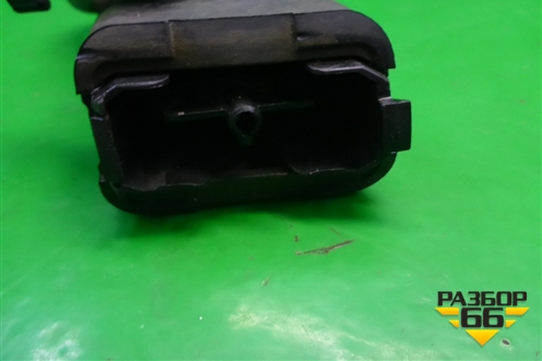 Форсунка омывателя фары правая (до 2009г) (EH105182X) для Mazda CX 7 с 2006-2012г