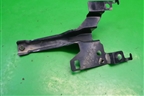 Кронштейн передней панели центральный для Mazda CX 7 с 2006-2012г