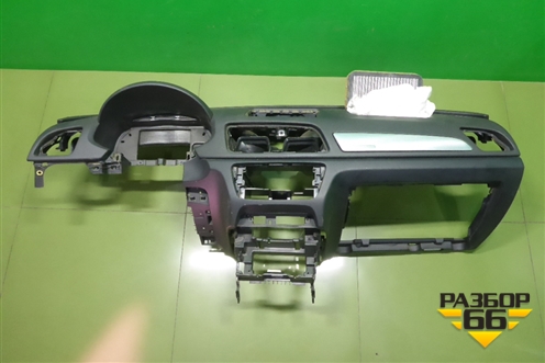 Торпедо под AIR BAG без AIR BAG для Audi Q3 с 2011-2018г