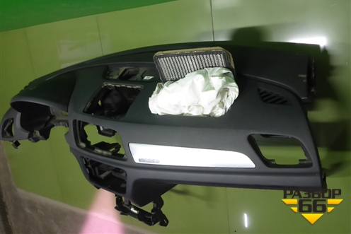 Торпедо под AIR BAG без AIR BAG для Audi Q3 с 2011-2018г