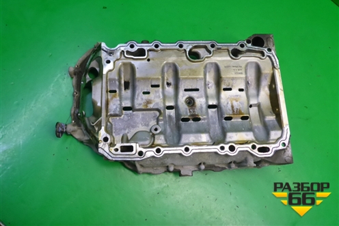 Поддон двигателя масляный (верхняя часть 2.0л CCZ) (06J103603) для Audi Q3 с 2011-2018г