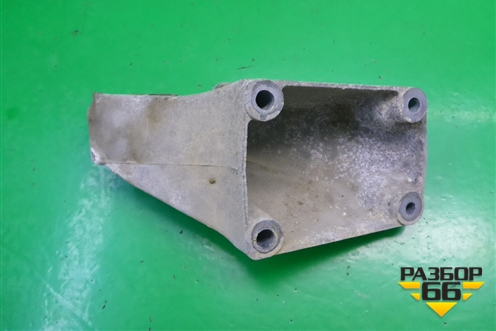Кронштейн двигателя левый (5.0л 508PS) (AH226061AA) для Land Rover Range Rover Sport с 2005-2012г