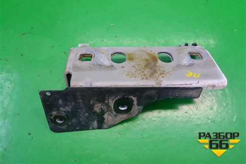 Кронштейн передней панели (правый) для Land Rover Range Rover Sport с 2005-2012г