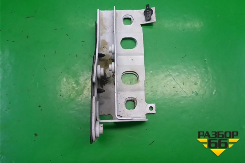 Кронштейн передней панели (правый) для Land Rover Range Rover Sport с 2005-2012г