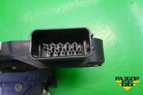 Замок двери задней правой (8X2A26412AD) для Land Rover Range Rover Sport с 2005-2012г