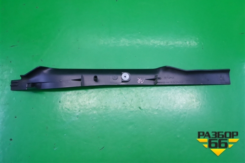 Накладка на торпедо (вертикальная правая) (EMB500221) для Land Rover Range Rover Sport с 2005-2012г