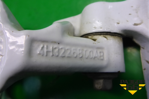 Петля двери передней правой верхняя (4H3226800AB) для Land Rover Range Rover Sport с 2005-2012г