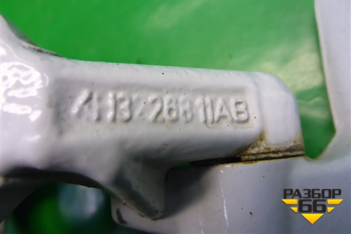 Петля двери задней левой нижняя (4H3226811AB) для Land Rover Range Rover Sport с 2005-2012г