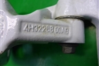 Петля двери задней правой верхняя (4H3226800AB) для Land Rover Range Rover Sport с 2005-2012г