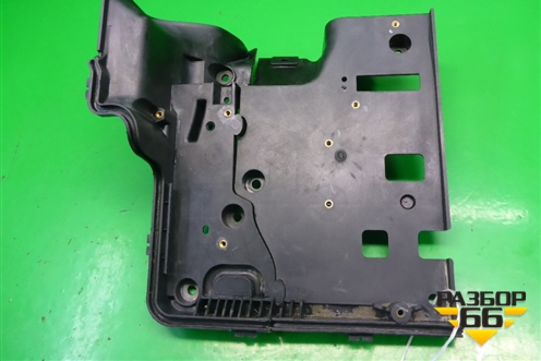 Площадка под аккумулятор (левая) (DWM500031) для Land Rover Range Rover Sport с 2005-2012г