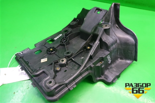Площадка под аккумулятор (левая) (DWM500031) для Land Rover Range Rover Sport с 2005-2012г