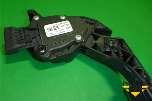Педаль газа электронная (13252702) для Opel Astra J с 2009г