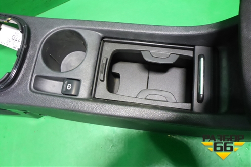 Подлокотник (13317404) для Opel Astra J с 2009г