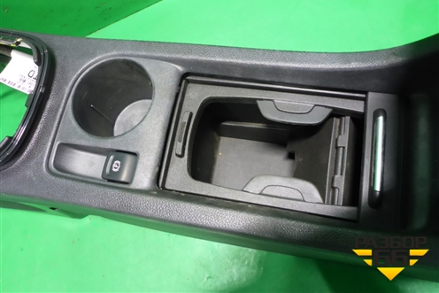 Подлокотник (13317404) для Opel Astra J с 2009г