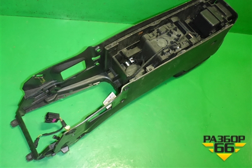 Подлокотник (13317404) для Opel Astra J с 2009г